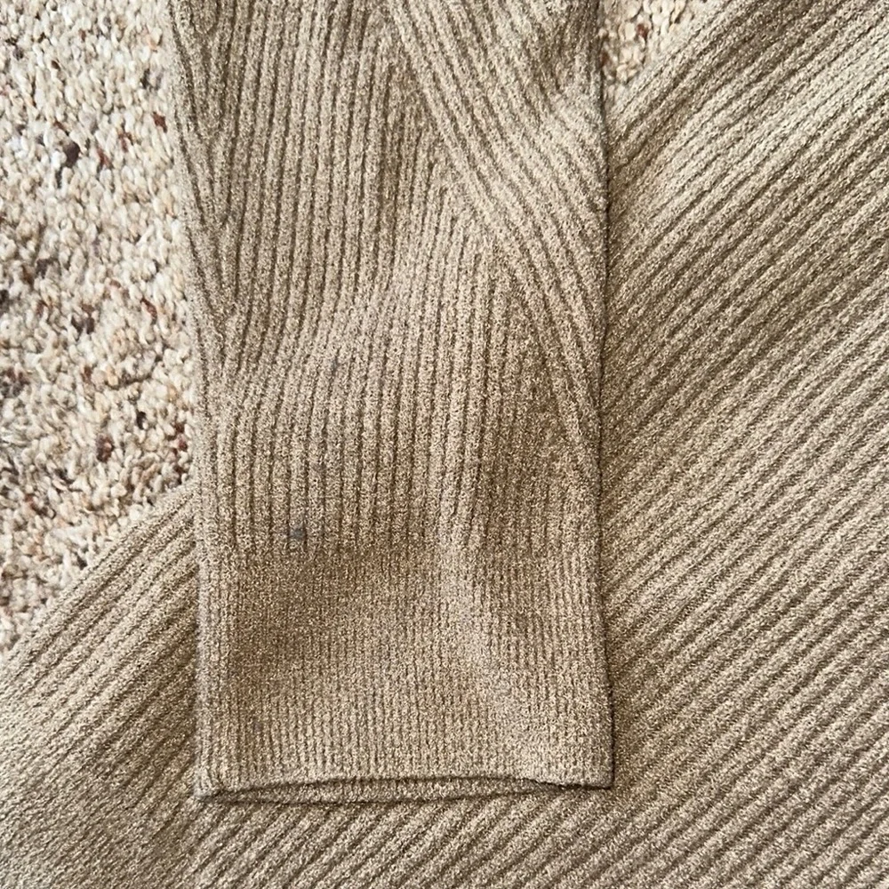 Barefoot Dreams Tan V-Neck Sweater Soft Knit